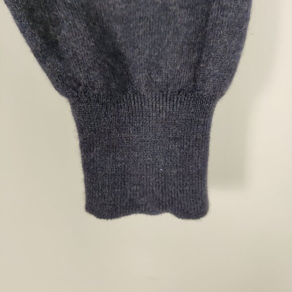 Unbranded Men's 100% Wool V-neck Sweater Old Money Quiet Luxury - Picture 2 of 7